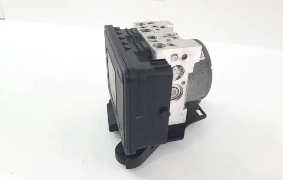 Volkswagen e-Golf ABS Pump 5Q0907379AE 5Q0614517AK