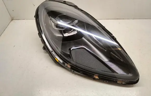 Porsche Macan (95B) Headlight/headlamp 95B941010