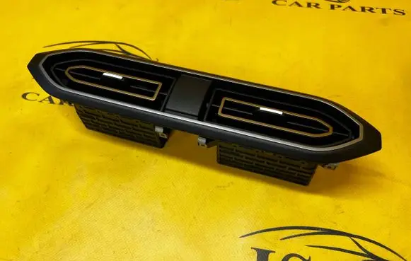 Dacia Sandero III Dash center air vent grill 687606191R