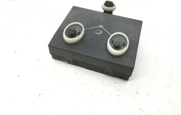 Volkswagen PASSAT B8 Door control unit/module 5Q0959592E