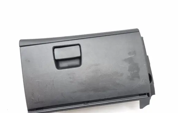 Chevrolet Volt II Glove box 23397290 084571256