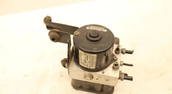 Ford Focus ABS Pump 8M5126405