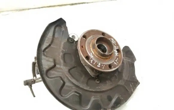 Seat Leon (5F) Front wheel hub