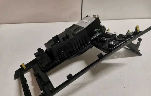 Lexus RX 450H Center console 8478048130C0