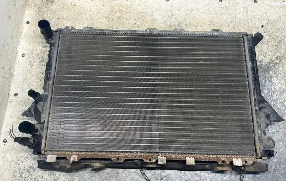 Audi A6 S6 C4 4A Coolant radiator 4A0121251D