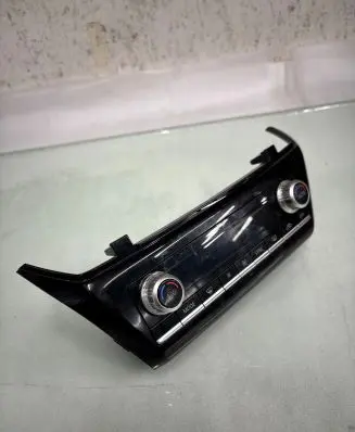 Mitsubishi Eclipse Cross Climate control unit 7820A981