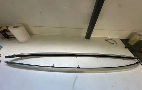 Mercedes-Benz GLC C253 Roof bar rail 4Y06827