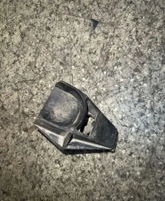 BMW 3 E36 Radiator mount bracket 1712349