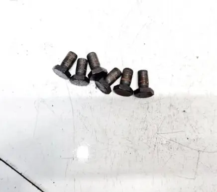Ford Focus Nuts/bolts 