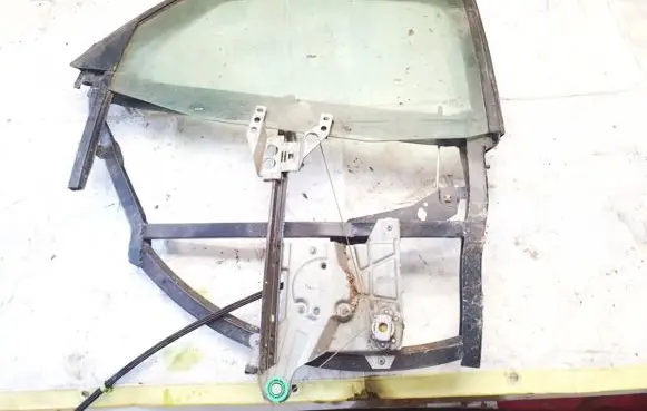 Audi A4 S4 B5 8D Rear door window/glass frame 