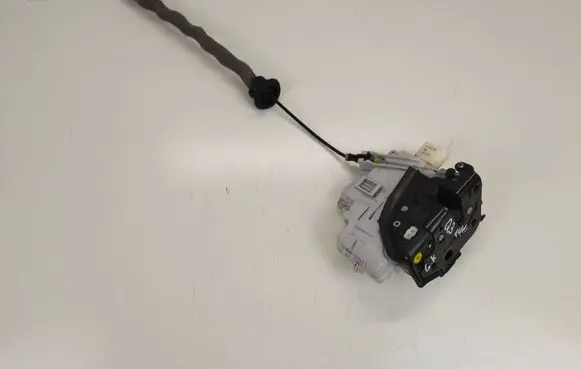 Audi Q3 8U Rear door lock 4G0839015 511442S5X