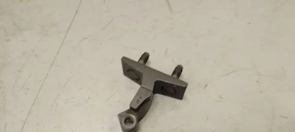 Mercedes-Benz A W177 Front door lower hinge Hw177d1