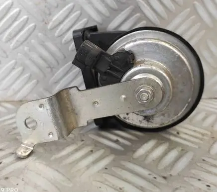 Opel Astra K Horn signal 13472522 1545C16