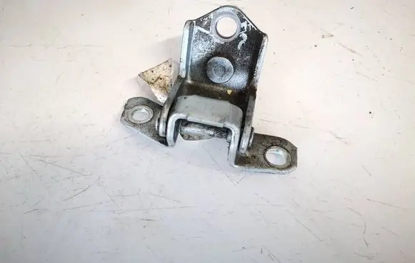 Mazda 3 I Rear door lower hinge