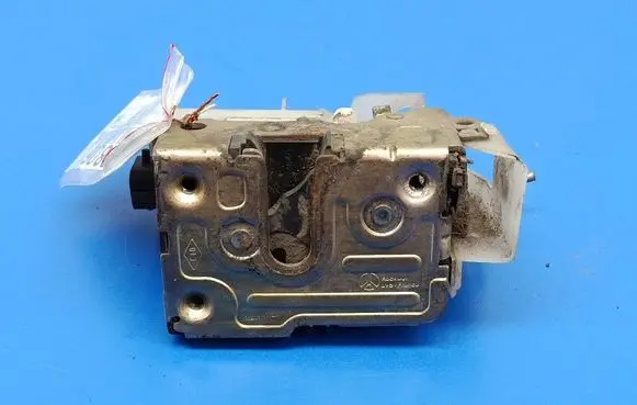 Renault Clio II Rear door lock