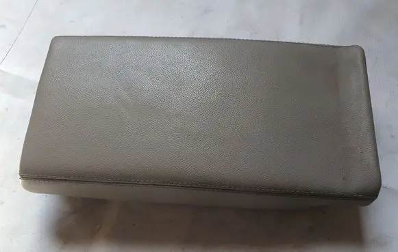 Mercedes-Benz SL R230 Armrest A2306801239 A2306801739 E038143000