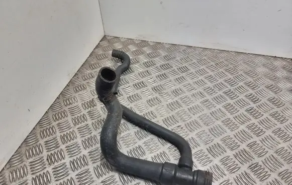 Audi A4 S4 B5 8D Engine coolant pipe/hose 8D0121055F