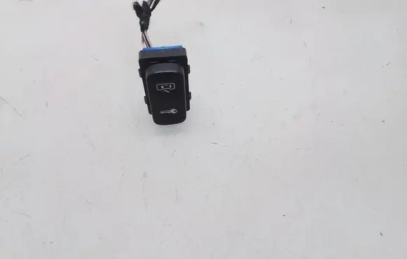 Skoda Octavia Mk2 (1Z) Central locking switch button 1Z0962125A