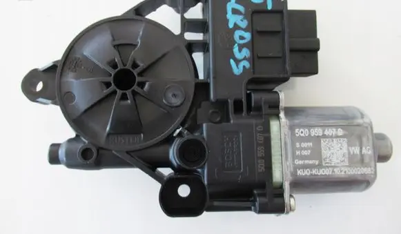 Volkswagen T-Cross Rear door window regulator motor 2GM839461E