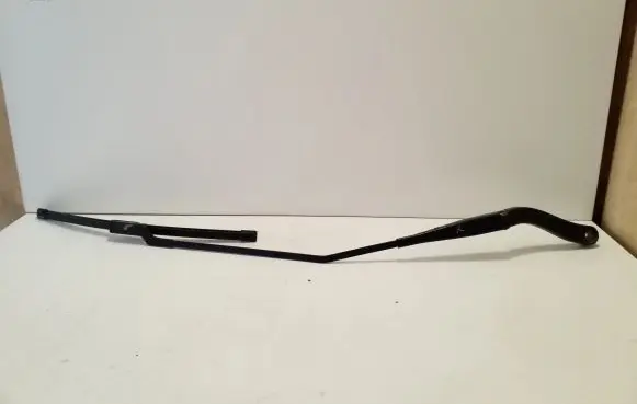 Renault Trafic III (X82) Front wiper blade arm 9387989 288864419R