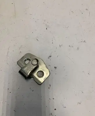 Opel Zafira B Loading door lock loop/hook striker 6608