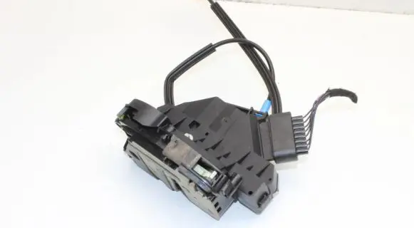 Ford C-MAX II Front door lock AM5AU21812CE