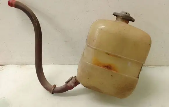 Moskvich 2140 Coolant expansion tank/reservoir