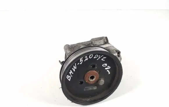 BMW 5 E60 E61 Power steering pump 7652974