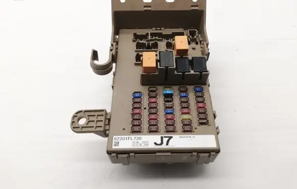 Subaru XV Central body control module 82201FL730