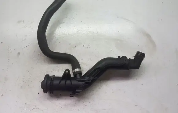 Breather/breather pipe/hose