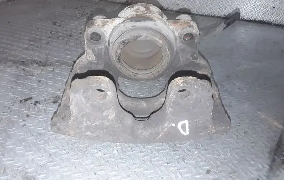 Ford Mondeo MK IV Front brake caliper 