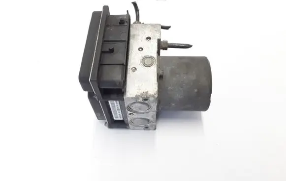 Renault Megane II ABS Pump 8200038702