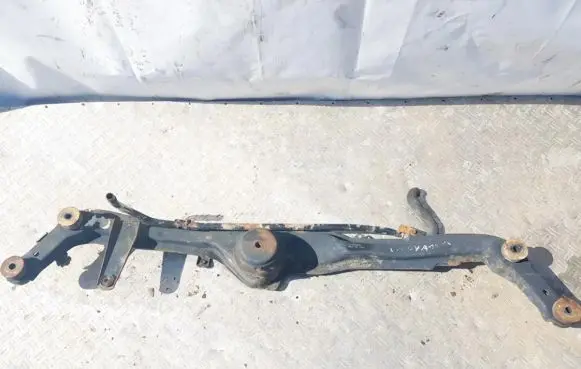Volkswagen Caddy Front subframe
