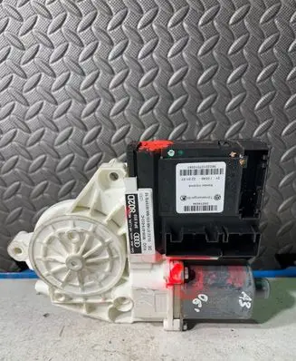 Audi A3 S3 8P Rear door window regulator motor 8P4959802D