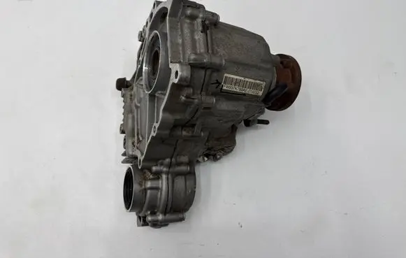 Jaguar F-Type Gearbox transfer box case FW937K780AE