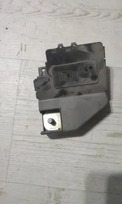 Ford Mondeo MK V Battery relay fuse DG9T19H464EB