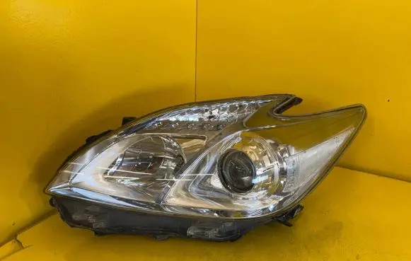 Toyota Prius (XW30) Headlight/headlamp 8717475113136