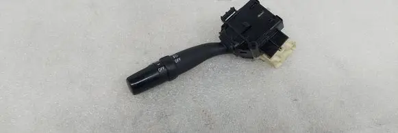 Toyota Avensis T220 Indicator stalk 173650