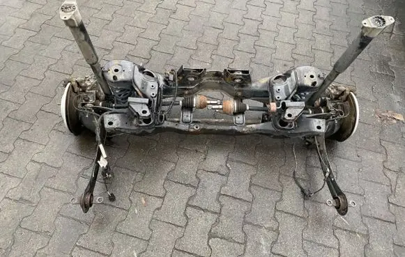 Volvo V40 Rear beam 