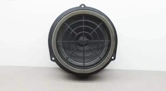 Audi Q5 SQ5 Front door speaker 8R0035411