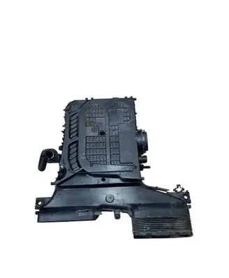 Audi Q7 4M Air filter box 4M0133843C