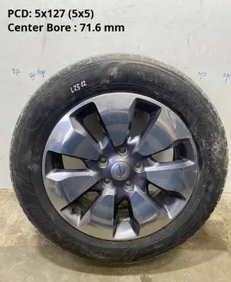 Chrysler Pacifica R18 alloy rim 5SQ16TRMAB