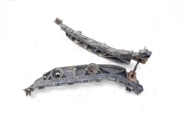 Honda Civic Front bumper mounting bracket