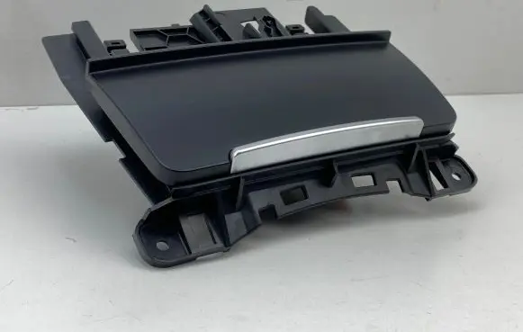 Ashtray (front)
