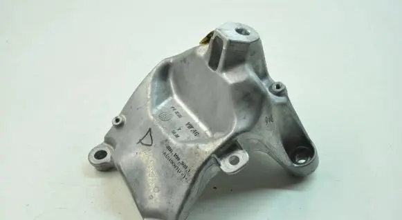 Audi A5 Engine mounting bracket 8W0199308L