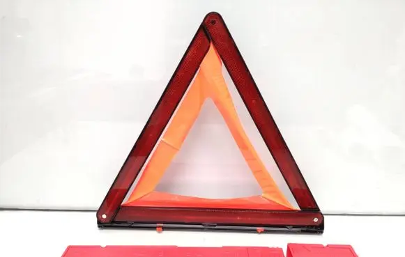 Audi Q5 SQ5 Emergency warning sign 8K0860251 27r034006