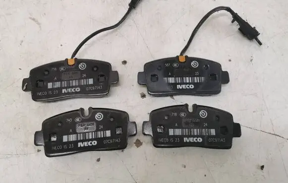 Iveco Daily 35 - 40.10 Brake pads (rear) 42579529 07C97143 VEC01S23