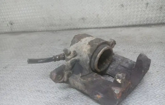 Citroen Xsara Picasso Front brake caliper