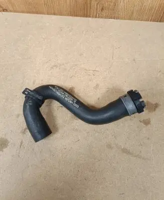 Mercedes-Benz GLC X253 C253 Engine coolant pipe/hose A2135014982