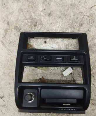 Ashtray (front)